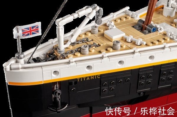 乐高积木|史上最长套装!乐高正式发布10294泰坦尼克号!9090颗粒售价5499元!