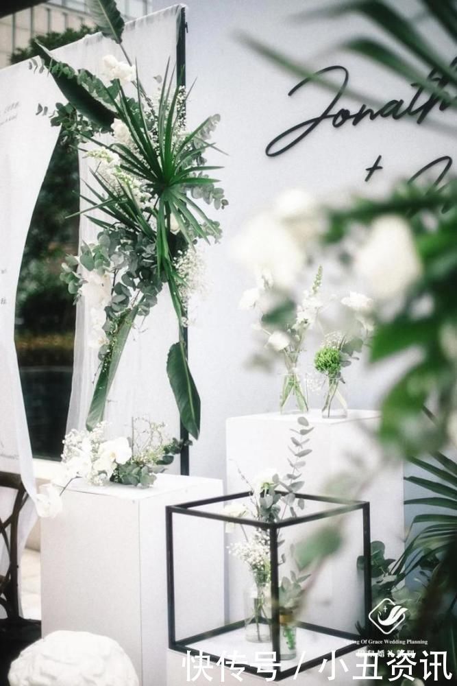 叮叮当当|新人是基督教徒,于是有了这场神圣而赋有信仰的白绿色系婚礼