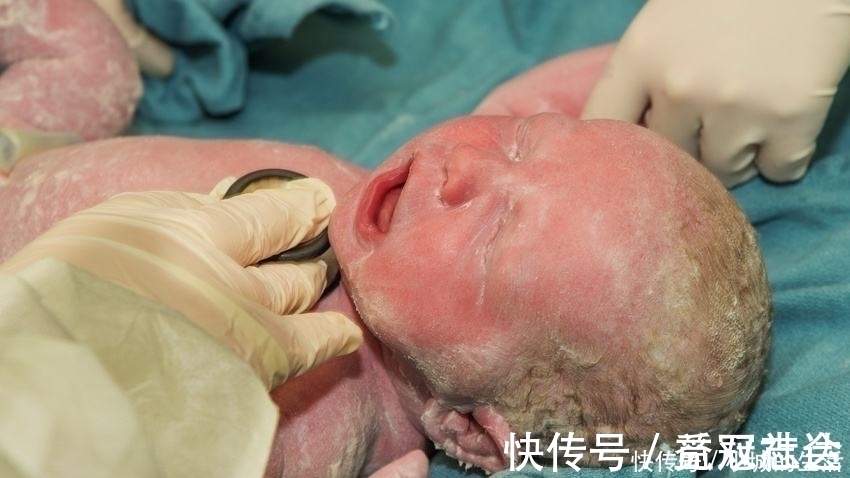 医生|新生儿出生护士为什么要报几斤几两医生一般不说,但父母要知道