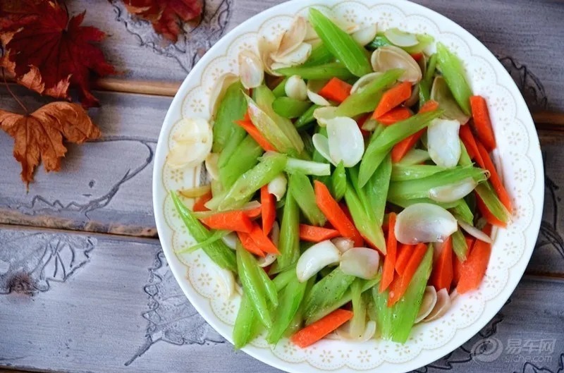 补虚损|【药你懂】 滋阴润肺 治疗失眠的百合