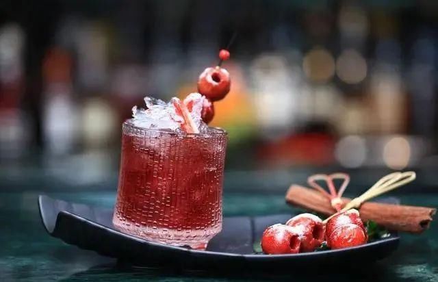  高血压|四类常见食物，或是高血压的“诱因”，看看你爱吃吗？