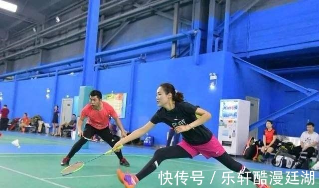 接发球|我国女子羽毛球,正向着规范化前进,逐渐向职业化、精准化发展