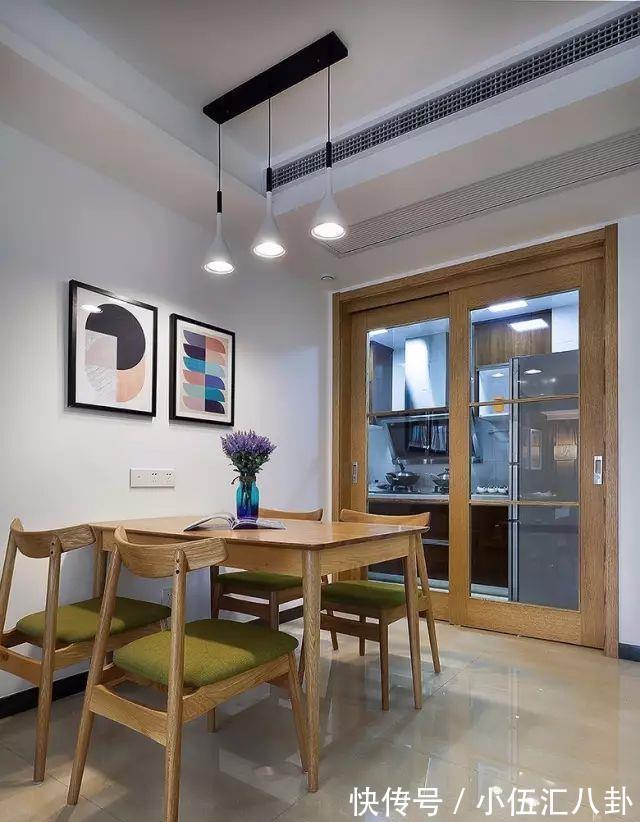 黑色|小户型厨房门你会选择怎样的颜色?黑色、白色还是原木色?