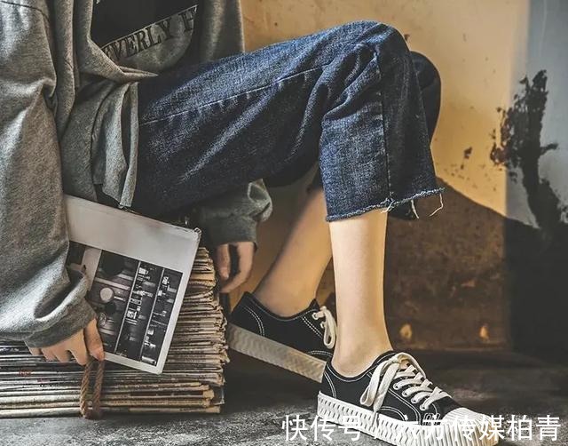 海波丽|99入手!有这么好看的「饼干鞋」,我鞋柜的匡威都得失宠