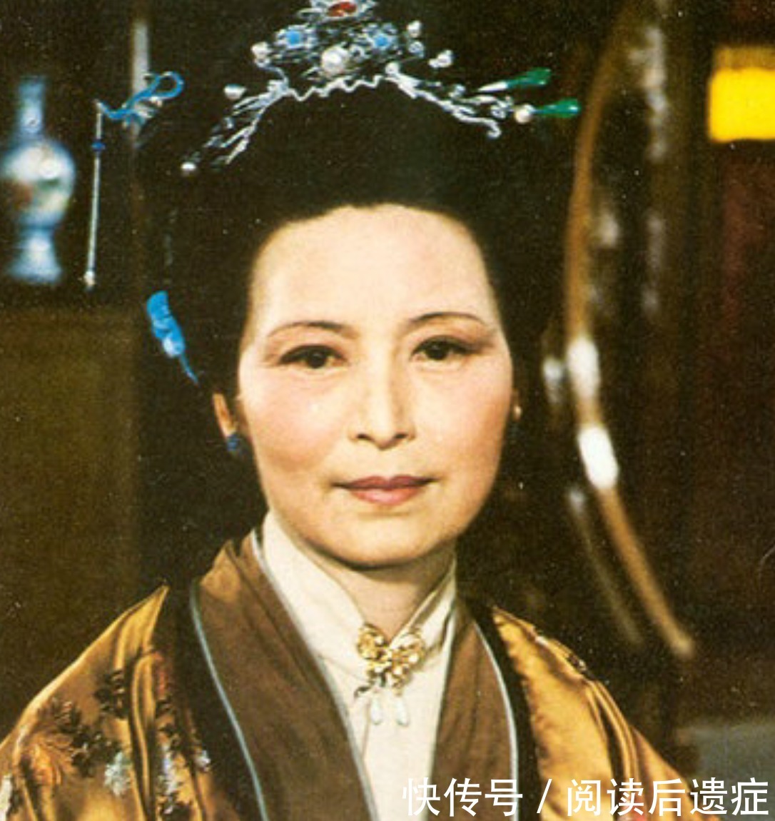 王夫人最怕贾政骂宝玉,为何主动提及,导致宝玉被训斥?