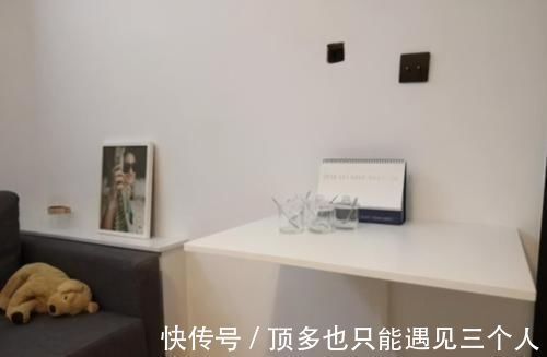 客厅|45㎡小宅，“巧用”玻璃当隔断，一进门就迷住了，值得借鉴