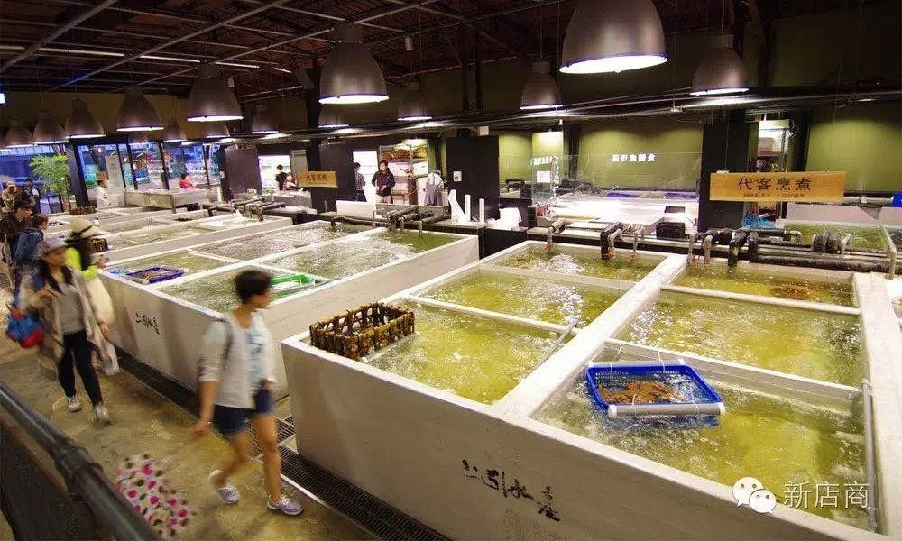 新型|让社区商业“C位出道”的秘诀，可能是这些「新型菜市」