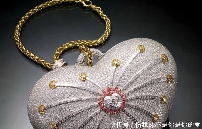 土豪 最贵的嘴唇,最贵的打火机,最贵的包包,土豪的世界我们不懂