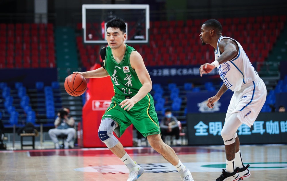 俞泽辰|16中9!赵继伟25分,辽宁队三核心缺阵,00后小将爆发送宁波9连败