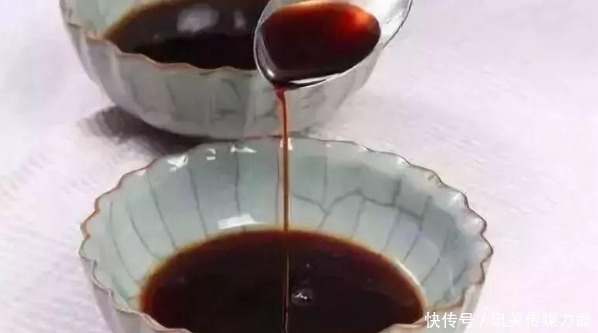 冰糖|炒糖色怎么做才更红亮?做好“四步”,糖色红亮不发黑,味道不苦