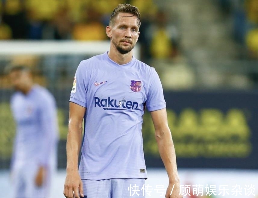 苏神|7-1！巴萨又遭无情打击，31岁锋霸被苏神完虐，哈维第一个清理他