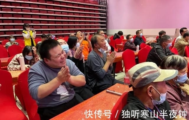 玲珑塔|再传欢笑声——天津市盲协举办津味传统相声盛会