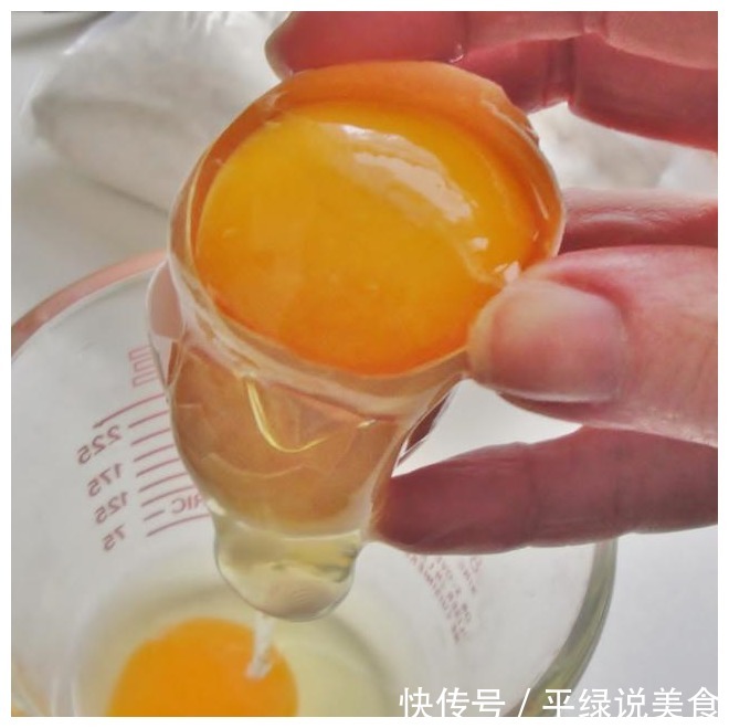 教你在家做黑米糕,跟着步骤做,软糯不发硬,每次都能吃个精光!