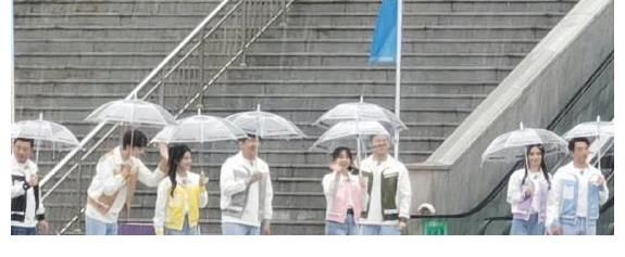 路透|《奔跑吧,黄河篇2》官宣,路透曝光,新成员白鹿活力亮相