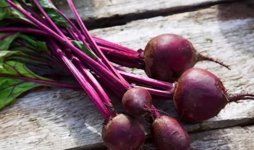 女性四月养生,多吃3种食物滋养,呵护子宫,排出毒素