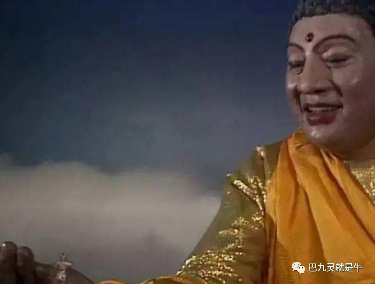 为什么如来急忙把孙悟空压在五行山下?原来是惧怕猴子大喊二个字!