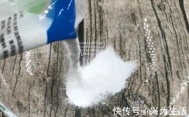 毛巾|毛巾洗得不彻底会长满螨虫，教你一招，只需一点它，毛巾干净如初