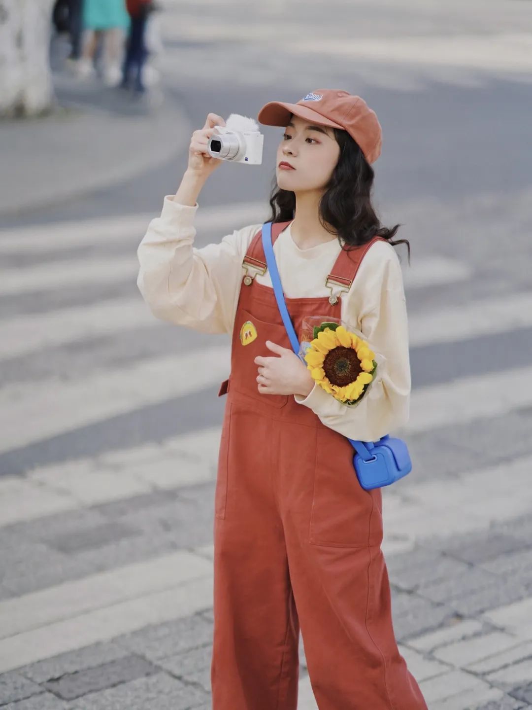 短裤|今夏最适合小个子的3款裤子，显瘦显腿长，照着穿就对了