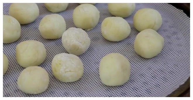 吃了这么久土豆，这做法第一次见，全家都喜欢，真是高手在民间