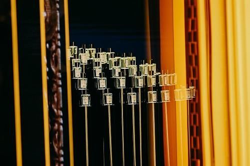 海绵宝宝|百丽推出超萌海绵宝宝联名，帕尔玛之水展览带你领略意式精致｜“五五”美好事物