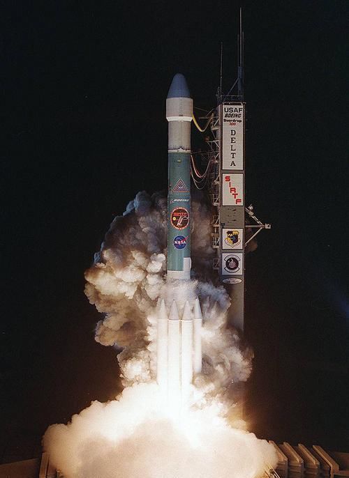 斯皮策望远镜才服役了16年，说退役就退役了，难道另有隐情？