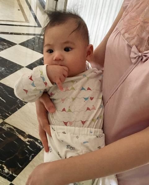 思路|4个月萌娃PK姐姐,被实力碾压,内心:哎呦我去,把我思路打乱了