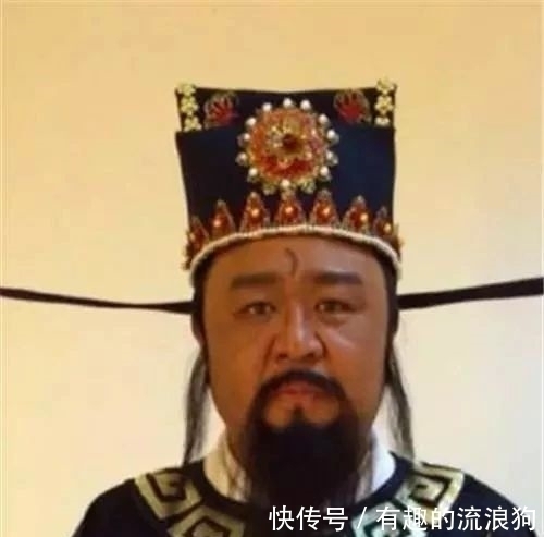 老农哭诉家中耕牛舌头被偷,包拯:回去把牛杀了!次日小偷来投案!