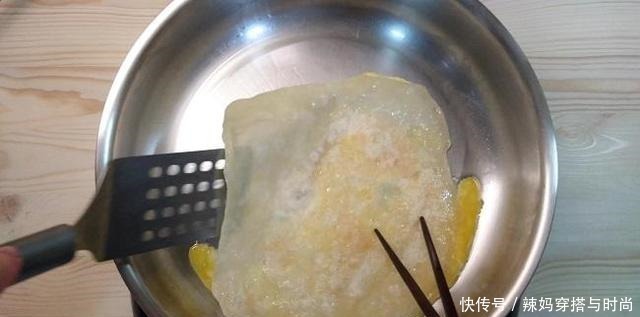 黑胡椒|早餐别太抠门，孩子连吃这饼3天都不腻，北方朋友看着就有食欲