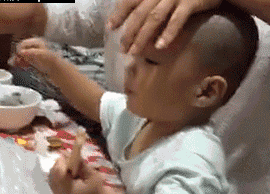 |搞笑GIF:姑娘这么玩,你想笑死我吗?