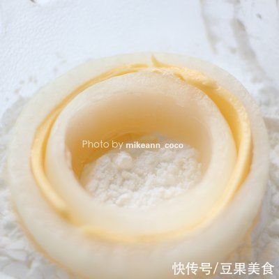 爆浆|#巨下饭的家常菜#金黄酥脆，会爆浆洋葱圈