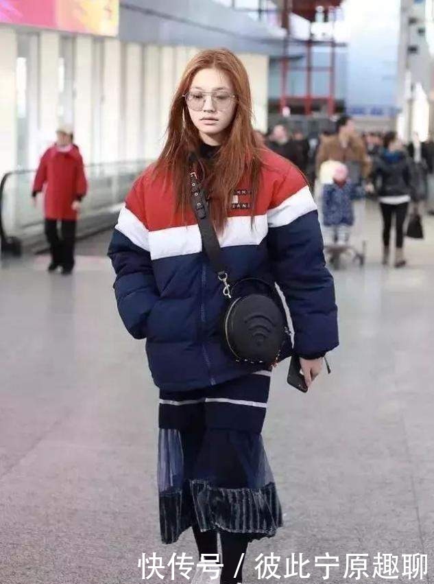 长度|最近火了一种穿法,叫“及臀羽绒服+裙子”,保暖显瘦,照穿准美