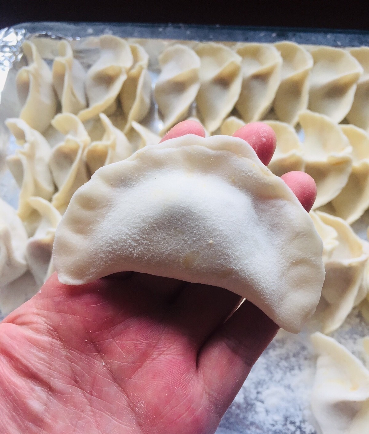 用茄子包饺子原来这么好吃,鲜美多汁还不油腻,比三鲜馅还好吃