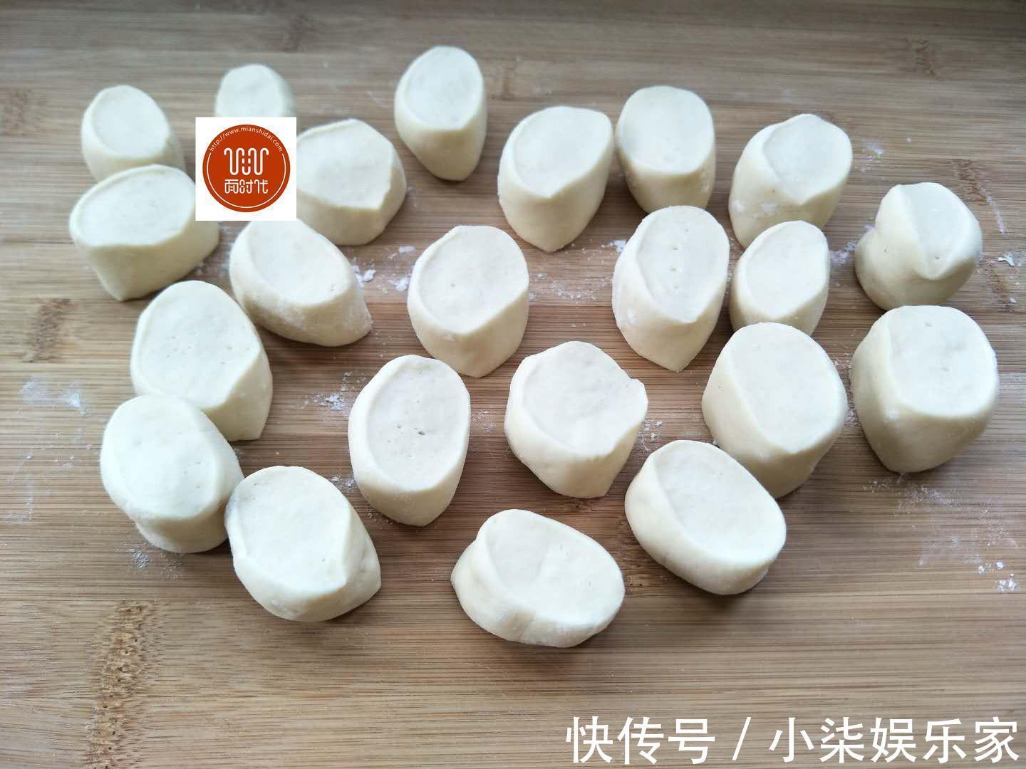 豆沙团|馒头这样做,好吃看的见,我蒸两锅都不够,孩子连吃5个,服了!