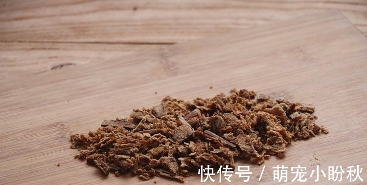 芝麻|秋季，少吃板栗花生多吃它，多买点炒好囤起来，放到冬天吃特省事