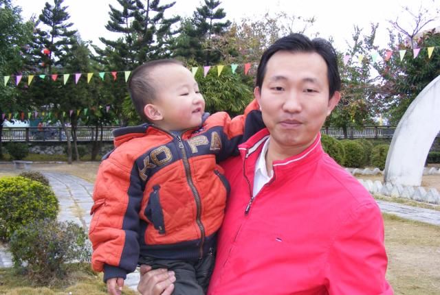 宝贝|斯坦福教授建议:不要再赞扬宝贝“聪明”了,用这10句效果更佳!