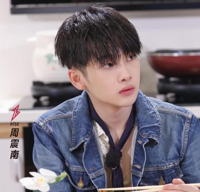 楊教練|叫楊超越太陌生，叫超越又顯得不尊重，聽到周震南的稱呼情商太高了