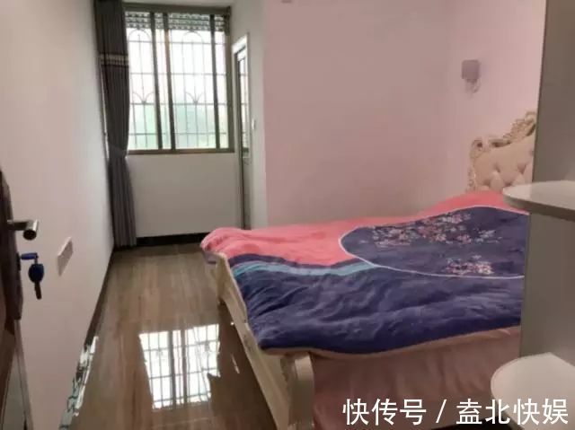 装修|搬家一个月,忍不住晒晒!全屋太漂亮了,电视墙贴瓷砖最明智!