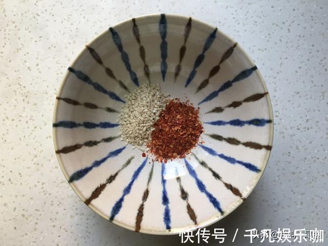 孩子|最近孩子迷上这早餐，蒸一蒸拌一拌，简单快手，上桌五分钟就光盘