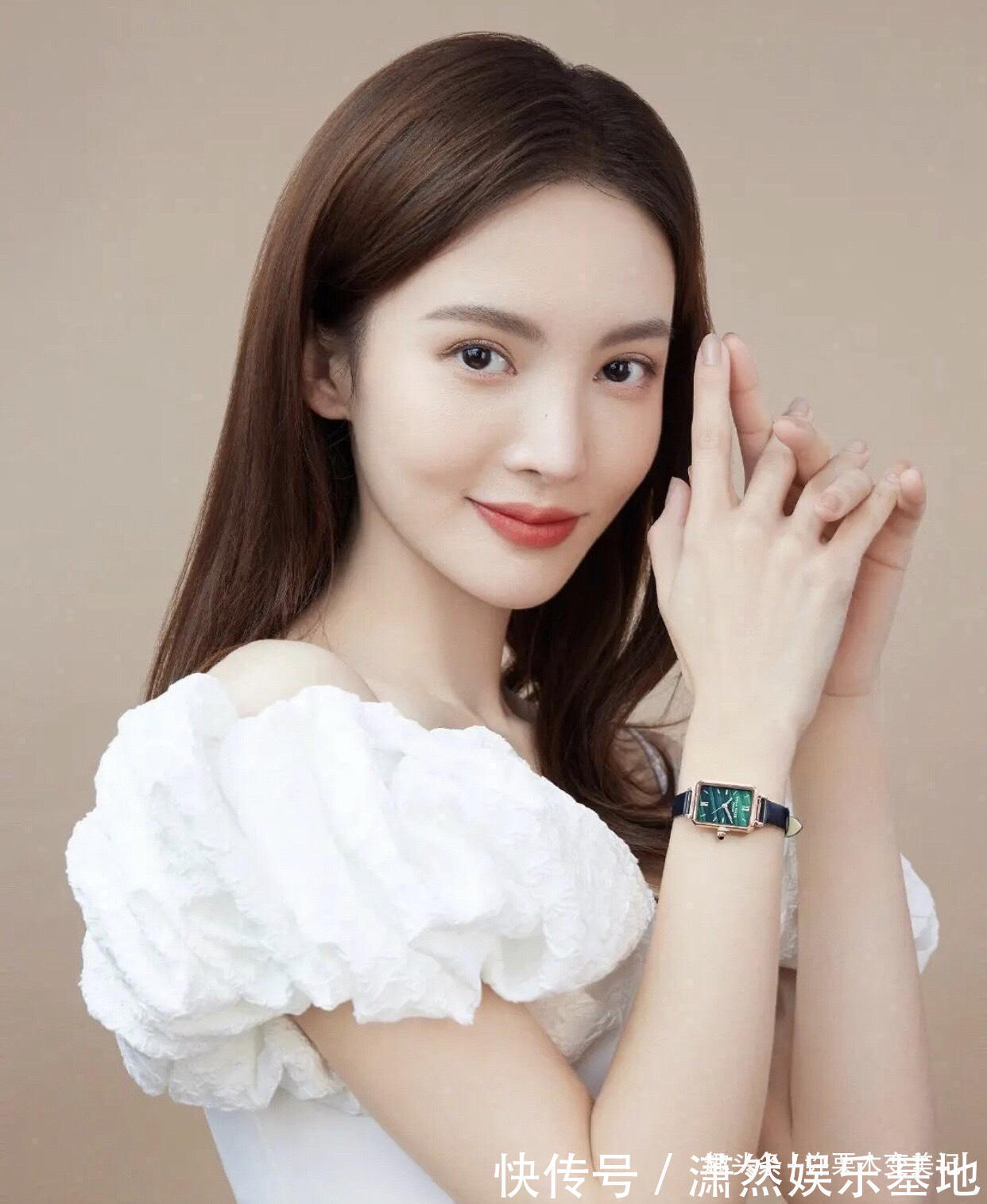 女人戴“手镯”还是“手表”好看?三个理由告诉你,戴错很尴尬!