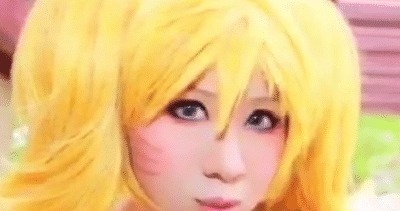 大蛇丸|低配版cos《火影忍者》,大蛇丸恐怖,女版鸣人细看有点心动