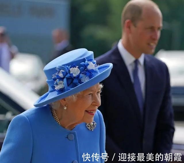 乐福鞋 平底鞋的好,连讲究的英国女王都抗拒不了,更何况我们呢