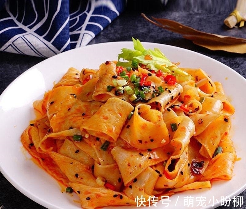 李子柒亲手制作的美食,外国人佩服的五体投地,真正的绿色美食哦