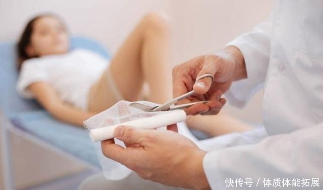 安全意识|孩子烫伤后最佳救治时间只有90秒,第一步该做啥很多家长都做错!