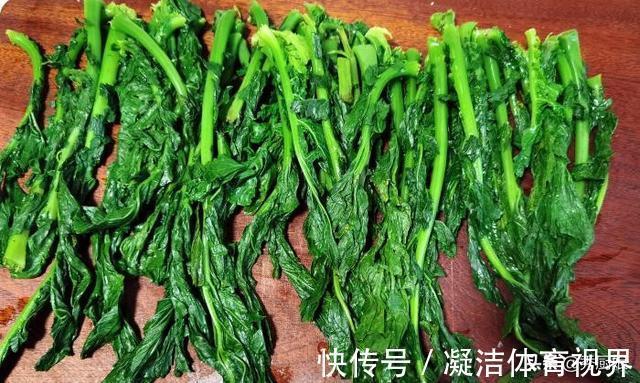 宝贝|很多人只吃果肉,其实叶子才是宝贝,多捡些回家,一晒一烀,真香