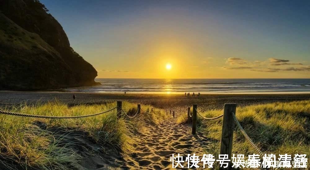 名家$奇丑词人写下不朽名篇,道尽爱情和人生,引来25位名家向它致敬