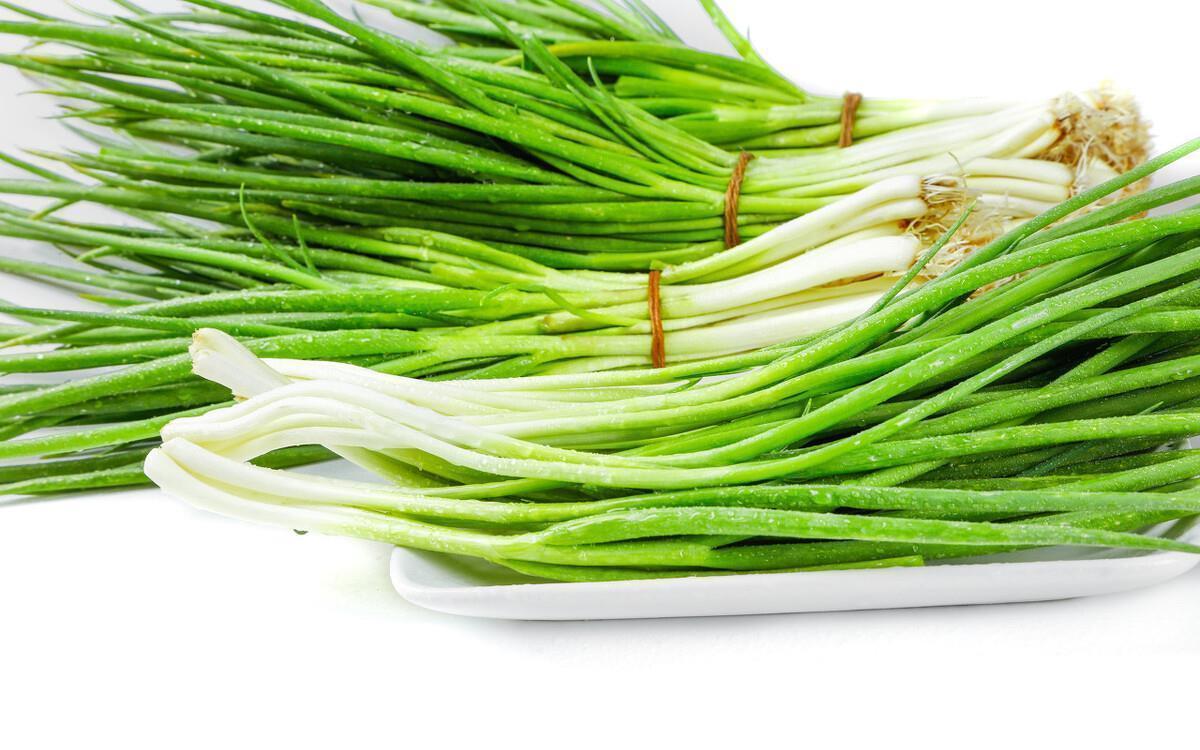 根部|保存小葱,不要直接放冰箱,记住两个小技巧,小葱新鲜好吃