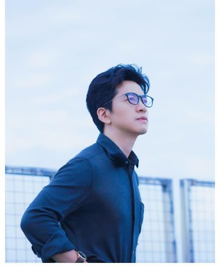 李健《我該唱些什么》一首《難忘今宵》獻給你們