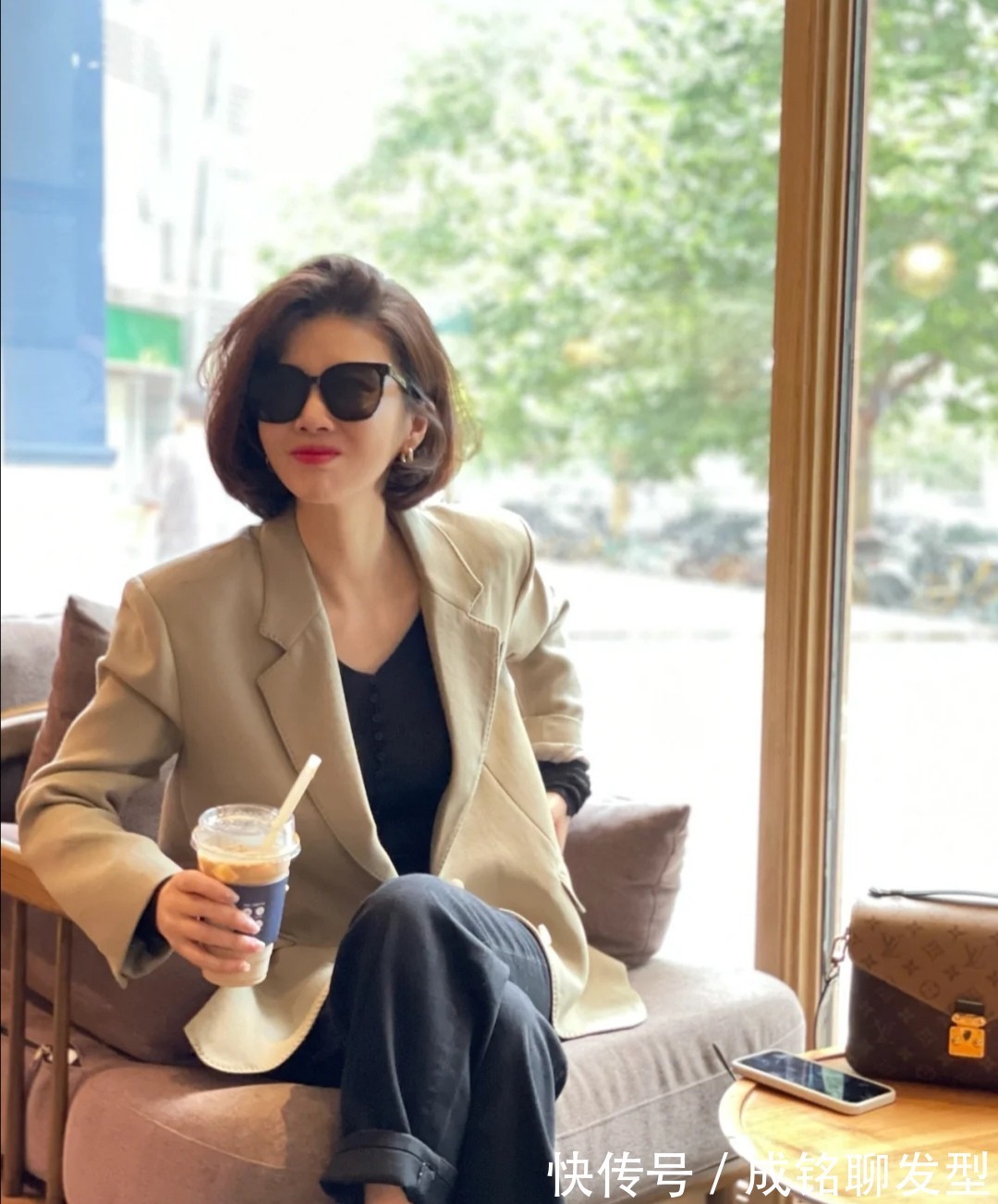 气质|四十岁而不老,穿搭博主用精致的搭配诠释优雅气质,时尚又显年轻