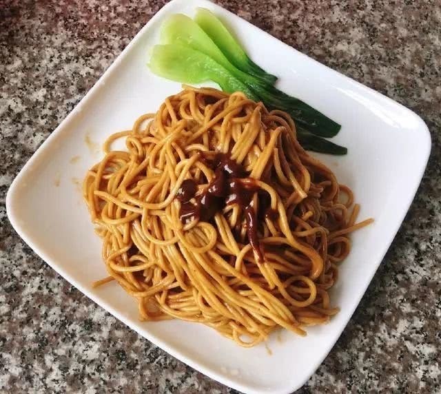 烩面|假如一辈子不让你吃米饭，想活着就得吃面条，你选哪种