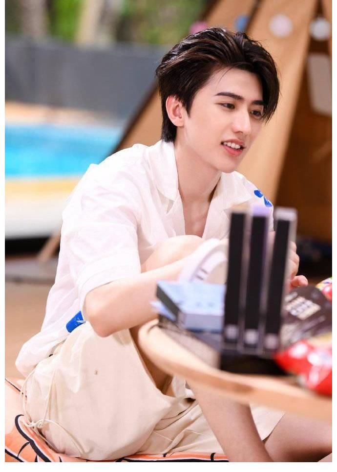 奔跑吧|蔡徐坤《奔跑吧》第11期正片播出 为你直击BKing大型社死现场!